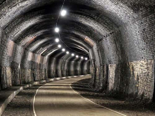 Headstone Tunnel