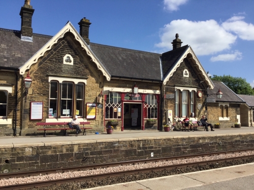 Settle station